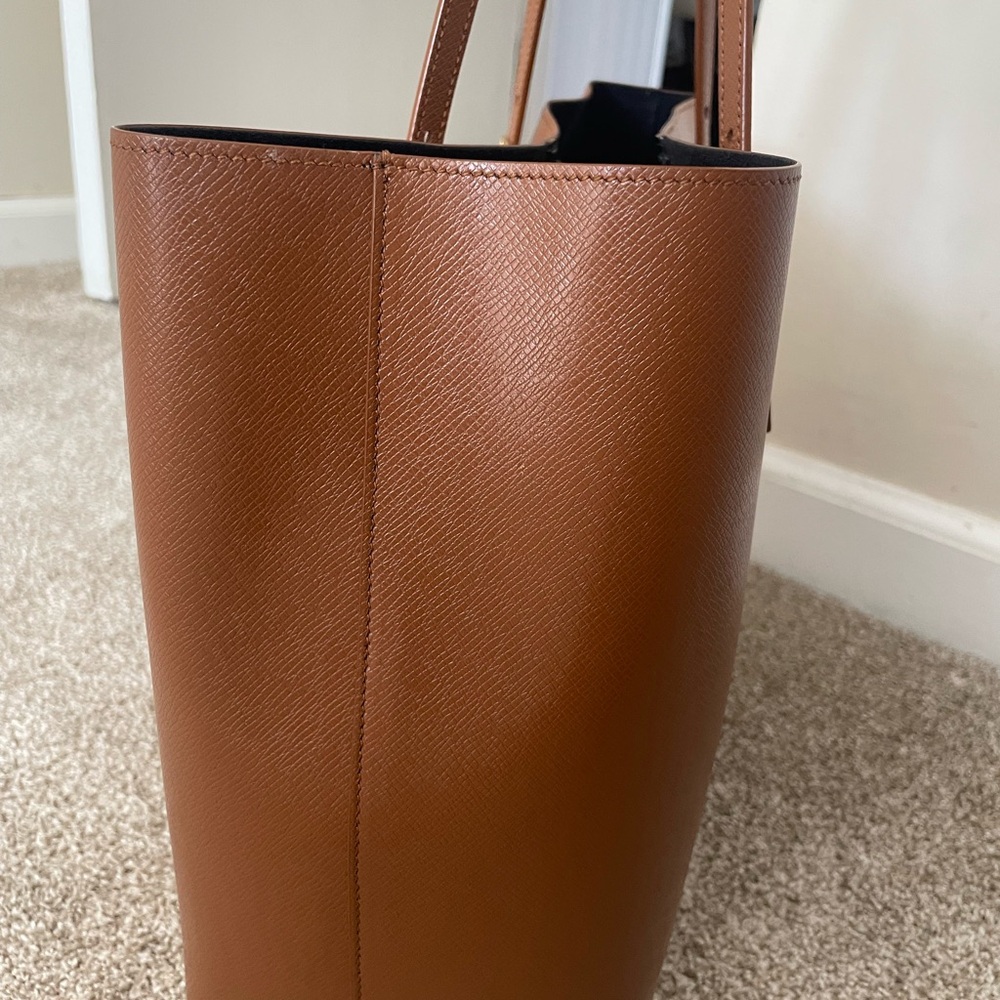 Saint Laurent Leather Shopping Tote - Picture 8 of 8